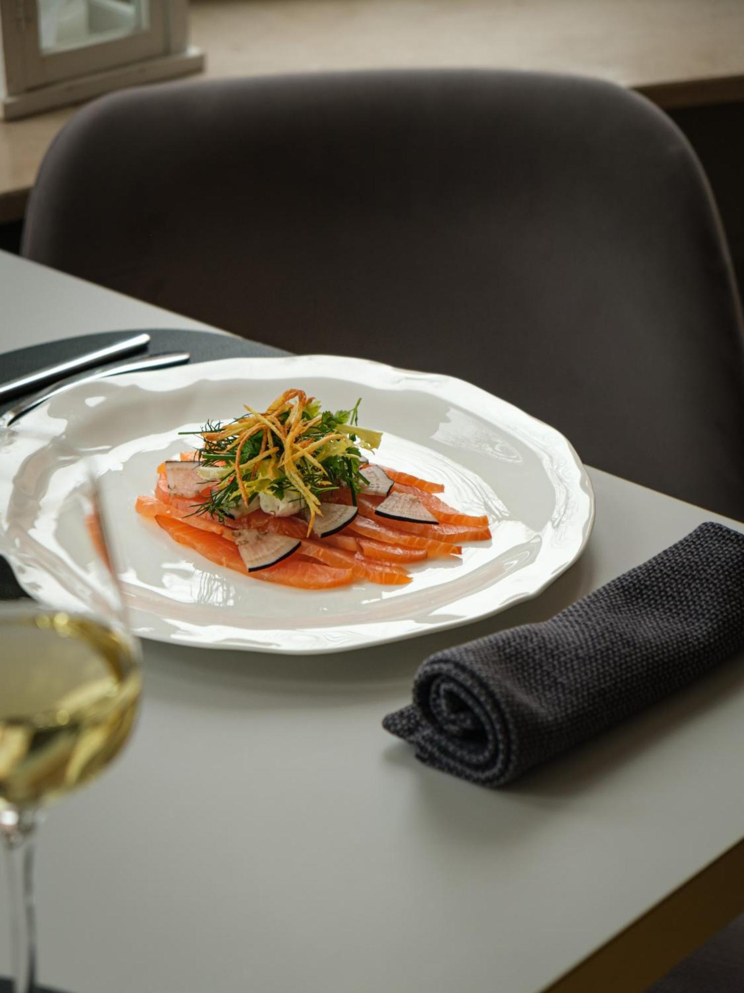 Hotel-Restaurant Beim Schlass Wiltz Buitenkant foto